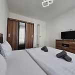 Coresi Mall Luxury Apartment